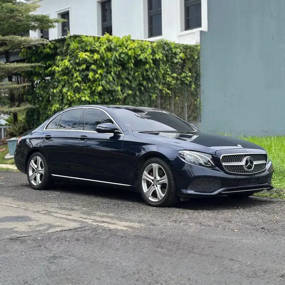 (CASH) Mercedes Benz E250 W213 2017