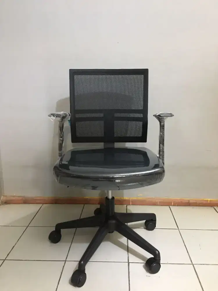 Kursi kantor merk inco