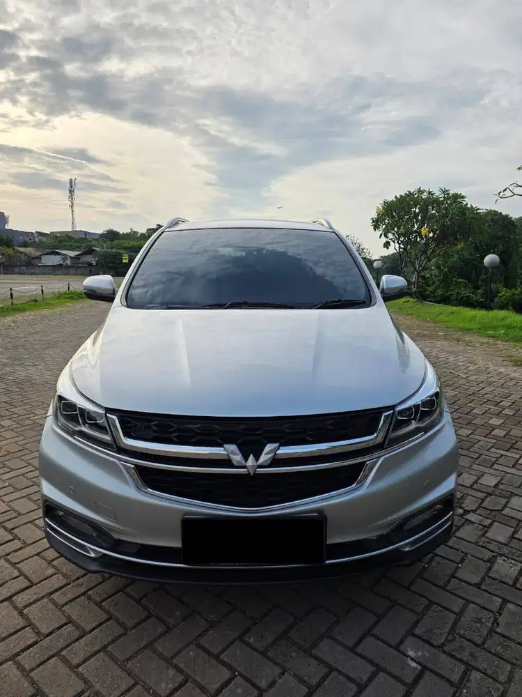 Wuling Cortez 1.5T L Lux+ CVT 2020 Silver (tipe tertinggi)