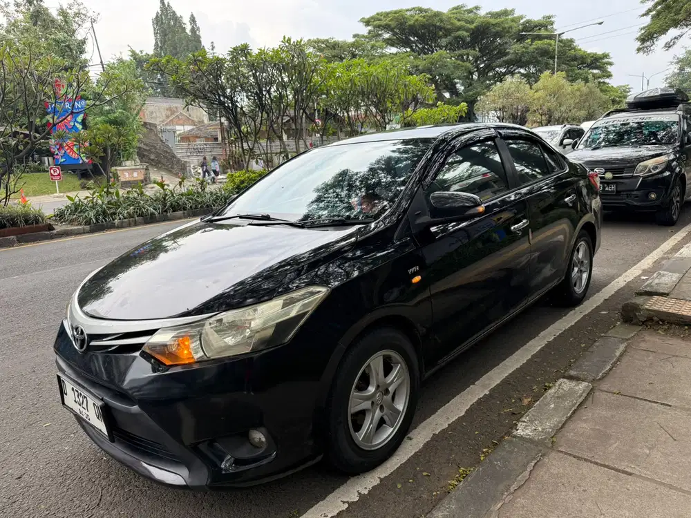 Toyota Vios limo 2013