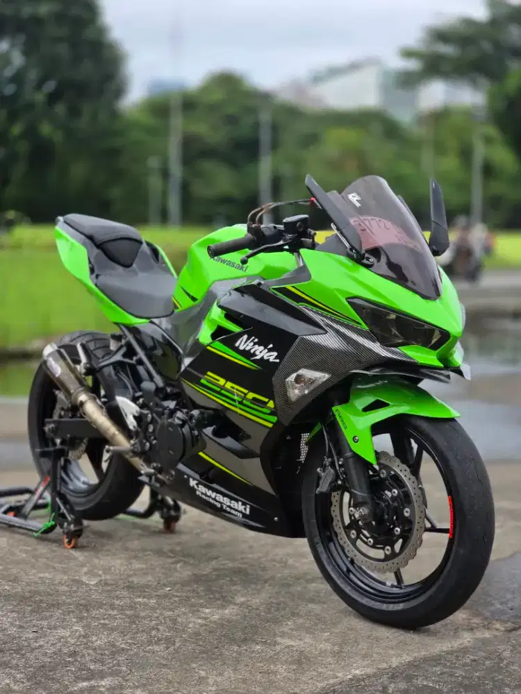 Kawasaki New Ninja 250 FI ABS KEEYLES Hijau