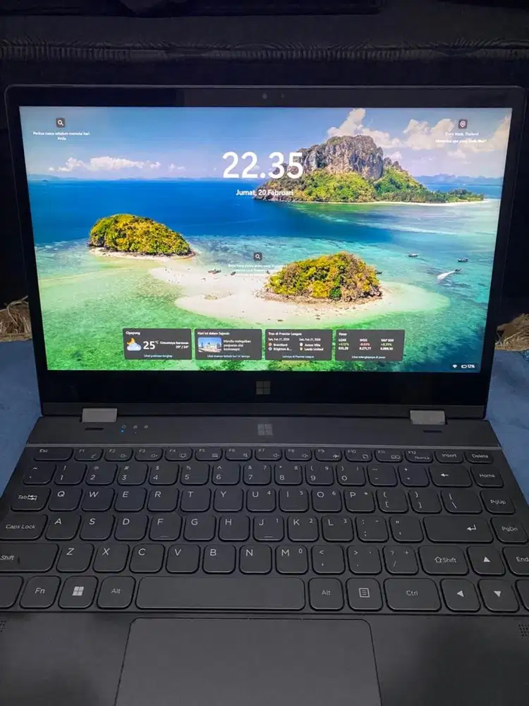 Laptop Touchscreen flip 360 , Intel i3 Gen 11, RAM 8 GB, SSD cepat
