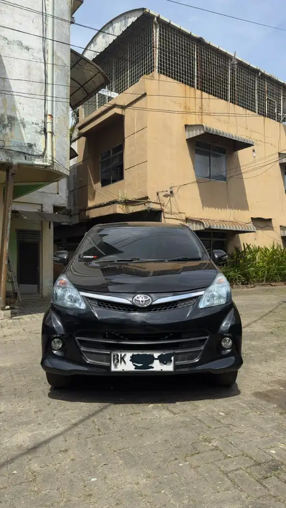 Toyota Avanza Veloz 2012