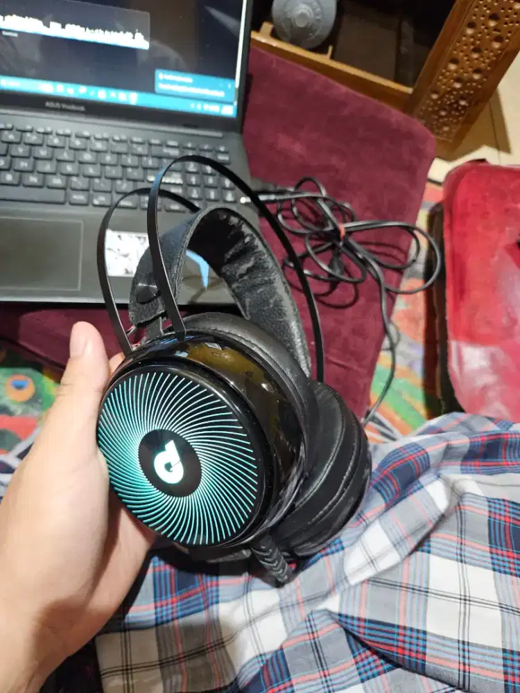 dbE GM150 3.5mm Professional Gaming Headphone Headset Free Spliter