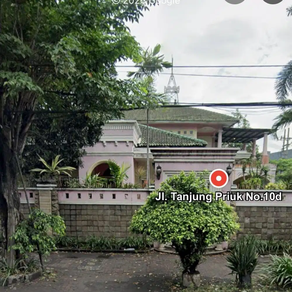 Rumah Hook 700m2 Lokasi Strategis Exit Tol Perak Depan Patung Suroboyo