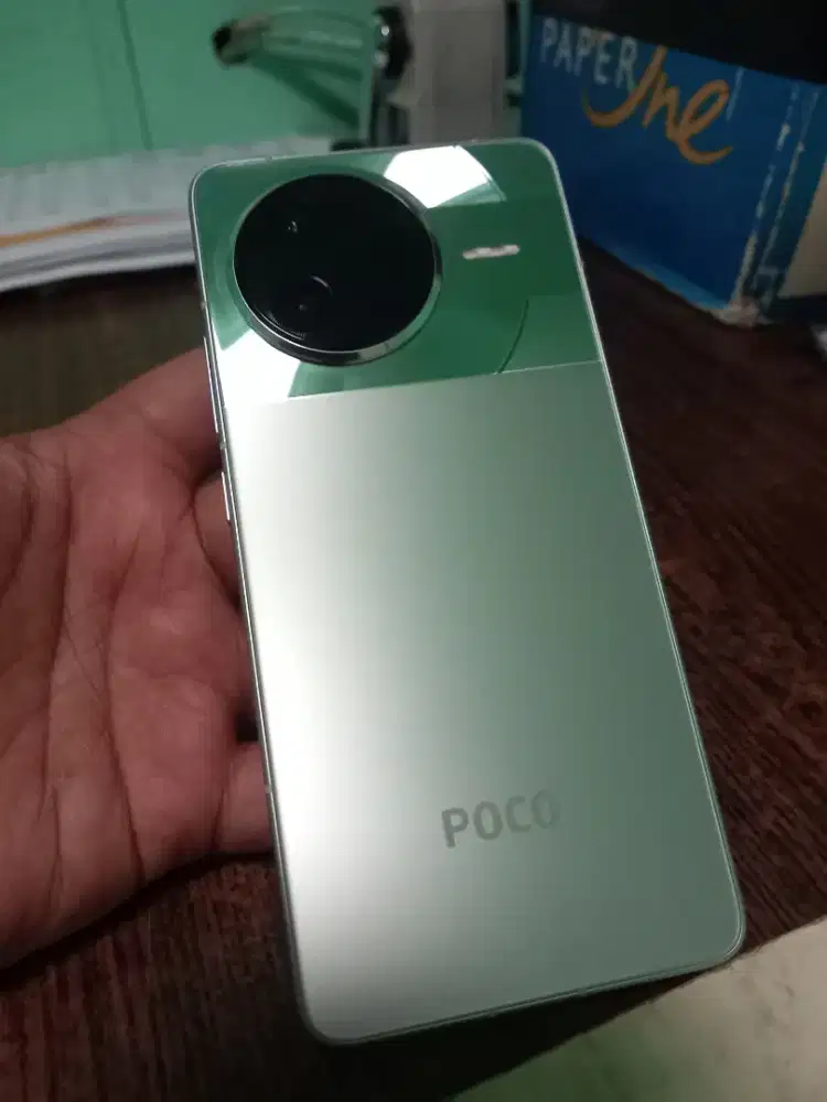 poco f7 pro 12/512 silver