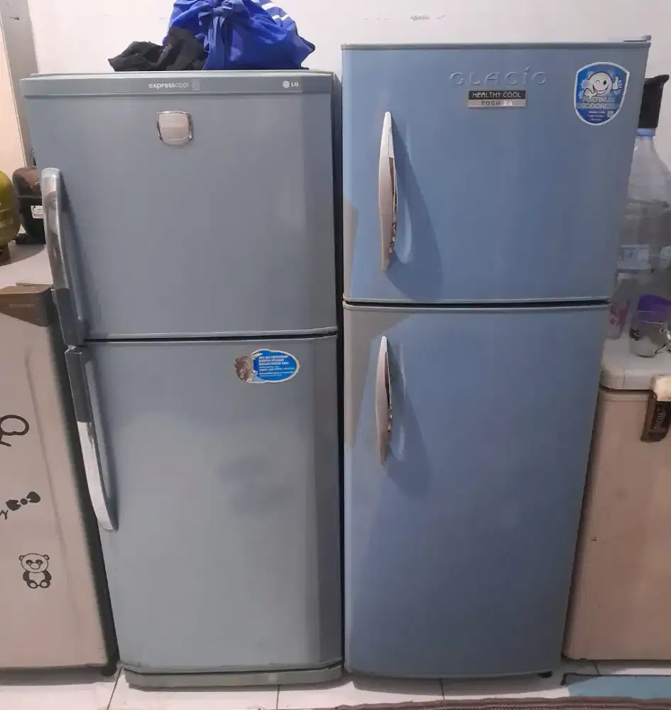 Kulkas 2 Pintu LG + Toshiba Glacio