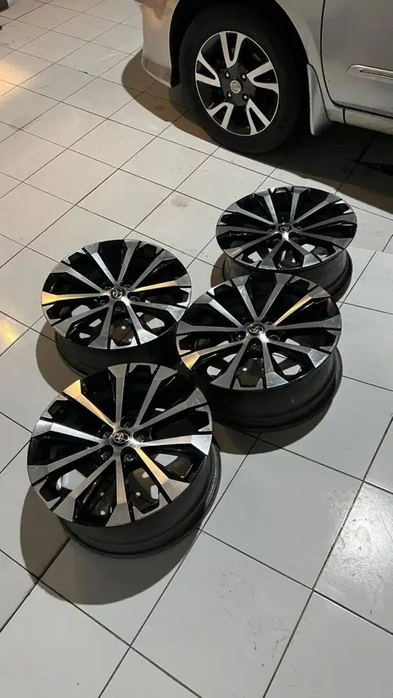 Velg New Altis R17 Original Subaru FT86 Sienta Veloz Avanza Xenia