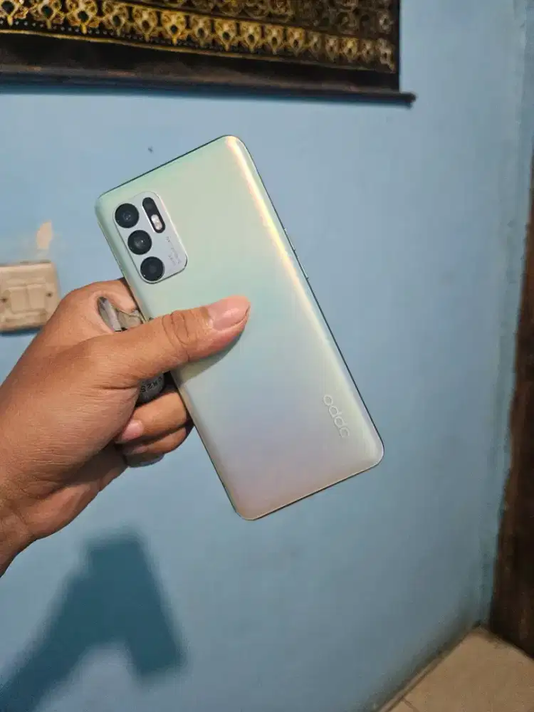 Oppo reno 6 8/128 hp+ kabel