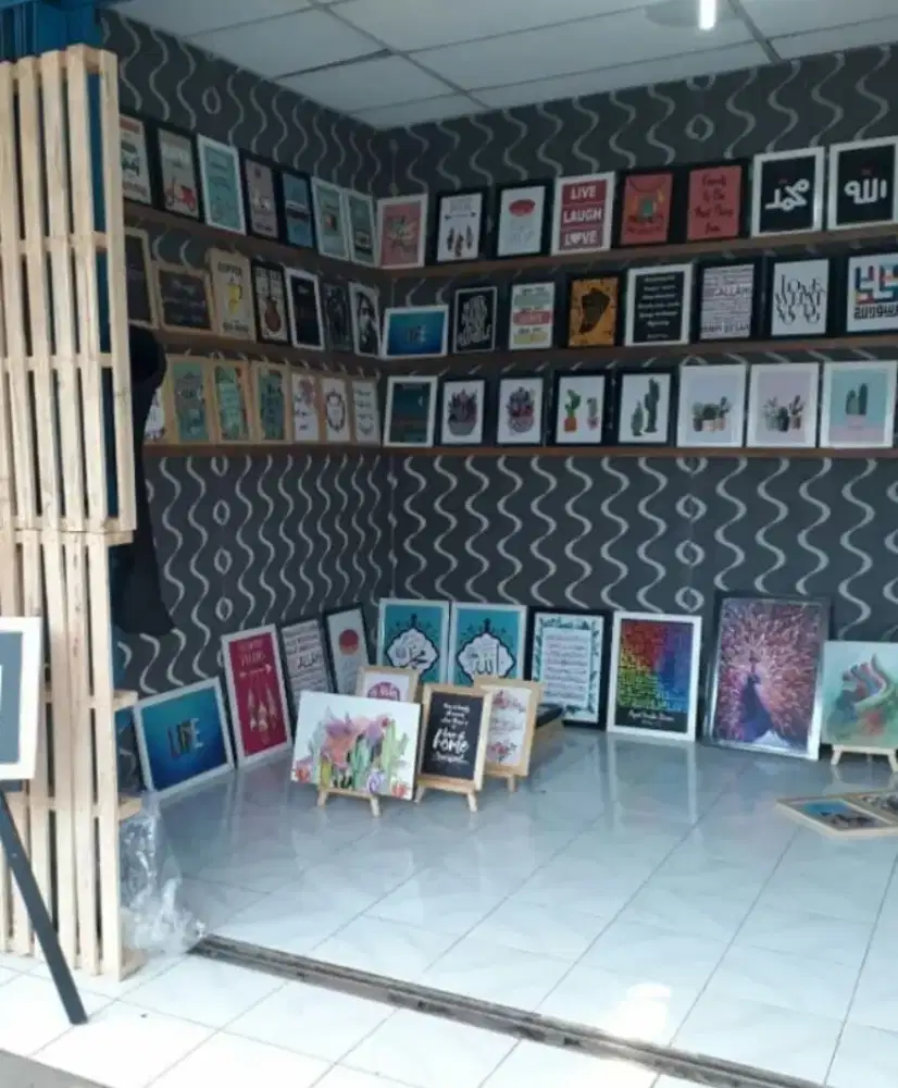 Mencari pegawai wanita yang rajin dan di siplin