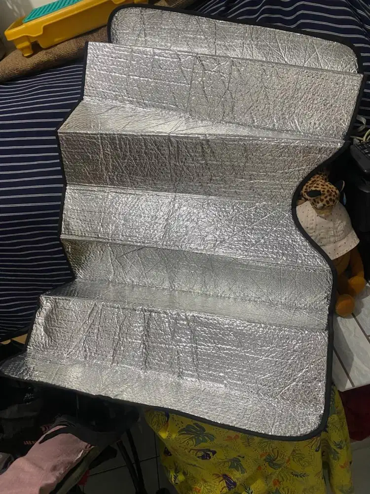 Jual Sunshade Mobil Kaca Depan bahan tebal .