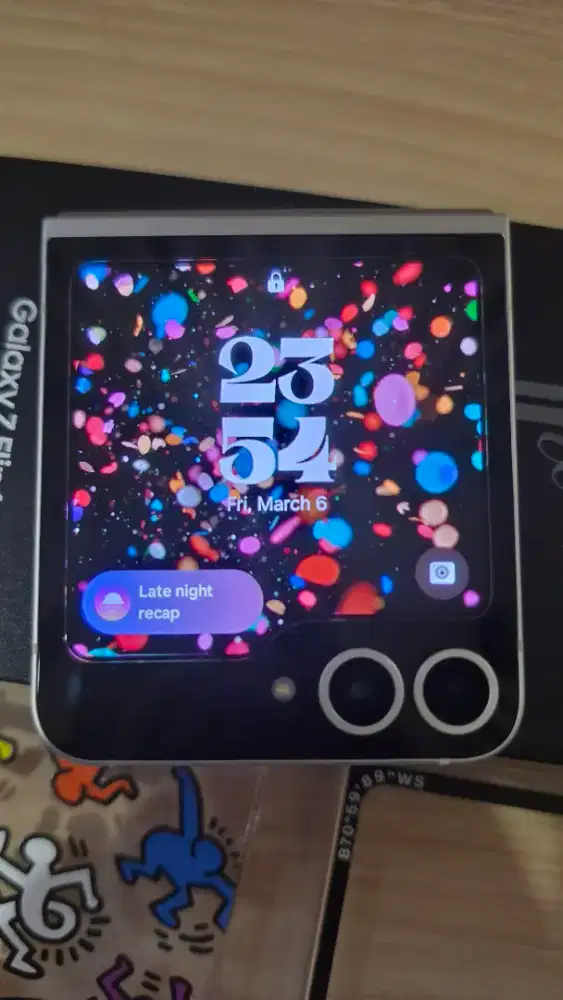 Jual HP Z Flip 6 256 white