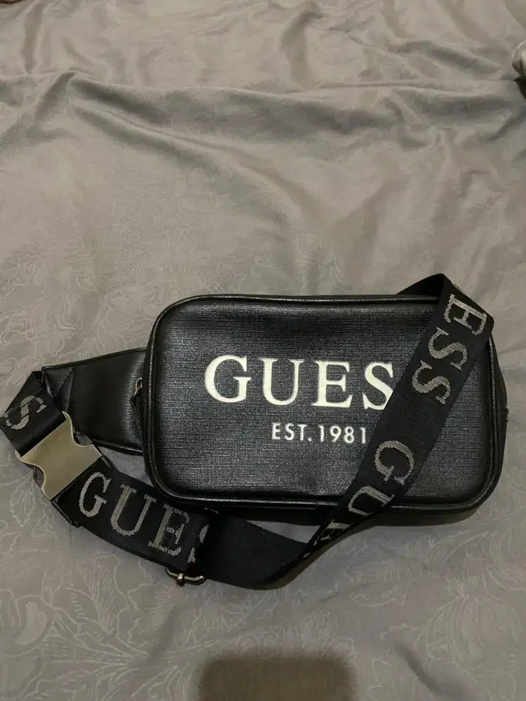 Guess man slingbag original