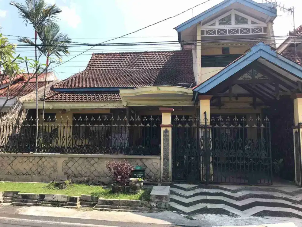 rumah huni sekitar bunga dewandaru suhat dekat kampus ub brawijaya bagus direnov buat kos elite atau hunian jalan lebar