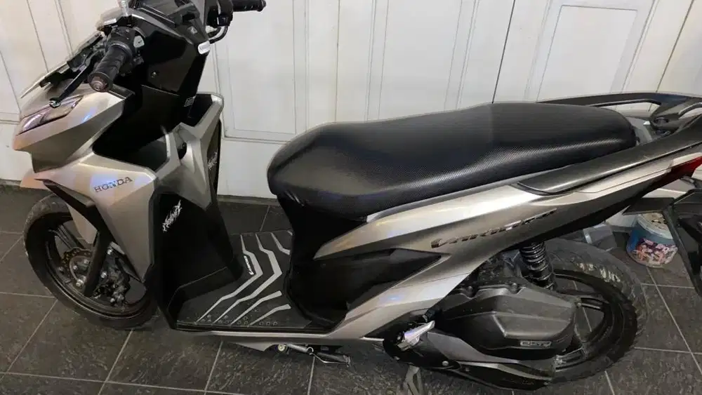 honda vario 150cc silver