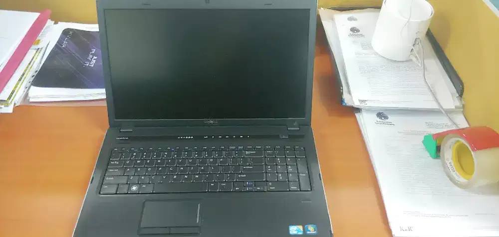 Dell. Vostro 17 inch Mati