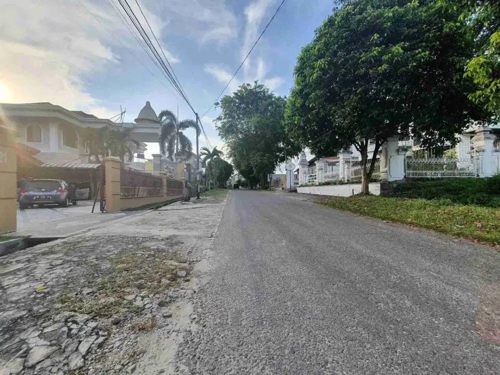 Tanah luas di Komplek Elit, Dekat Mall SKA dan Eka Hospital