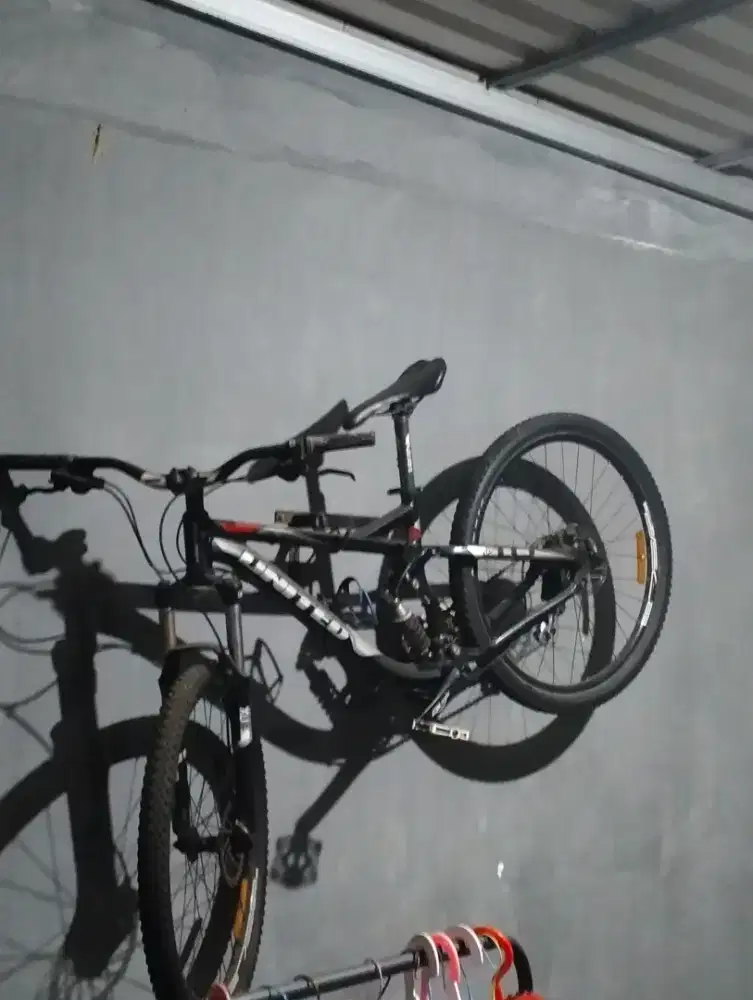 Sepeda mtb united suspensi