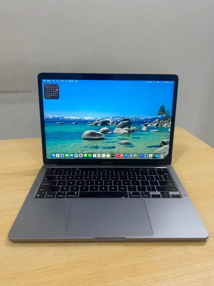 MacBook Pro M1 2020 • 16/512 GB