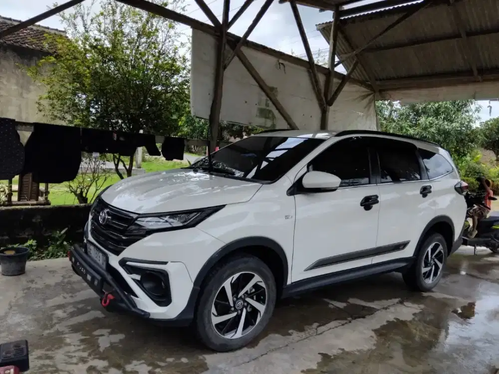 Rush GR istimewa tangan pertama dari baru