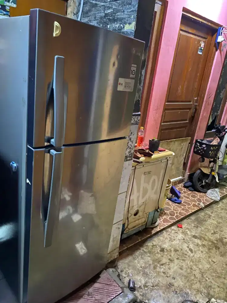 kulkas 2pintu merk lg normal dingin