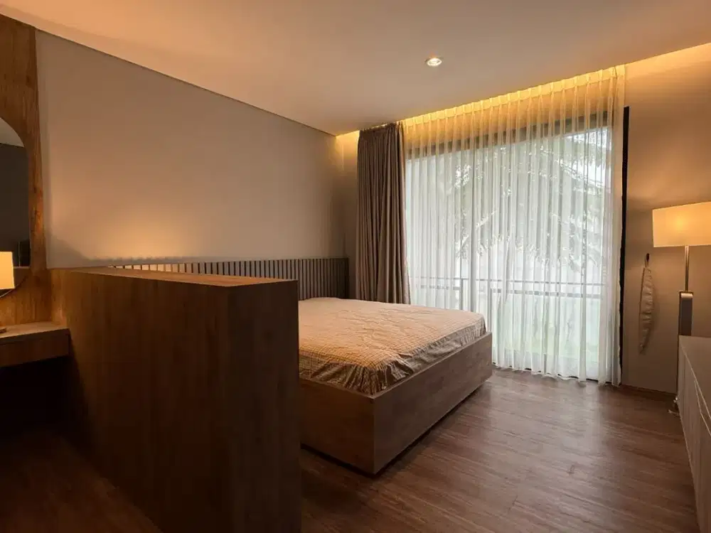 Rumah Mewah Asri Riverside 2 Lantai Rooftop  Cibubur Brand New House Lokasi Strategis Dekat Pintu Tol