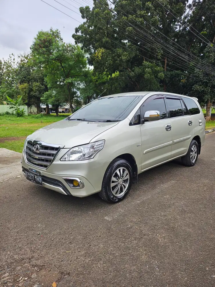 Toyota Kijang Innova 2006 Bensin
