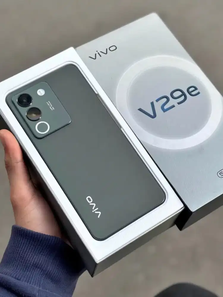 VIVO V29E (5G) 8/256GB SUPER LIKE NEW