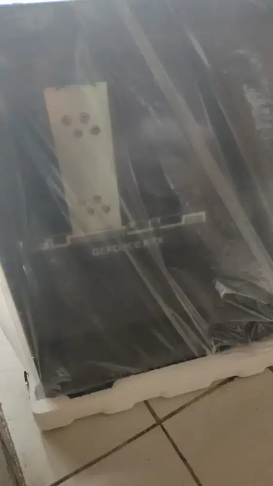 Jual komputer baru belum dipakai