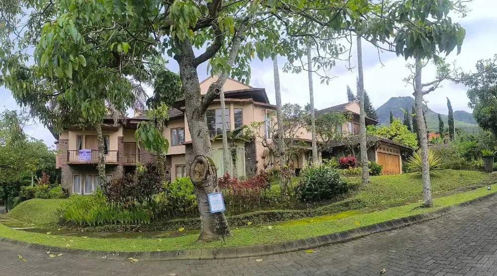 Dijual Villa Mewah diarea wisata batu