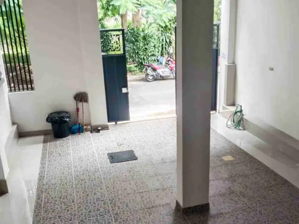 Rumah Kost Dijual 3 Lantai Include Perabotan Raya Manyar Tirto Surabaya