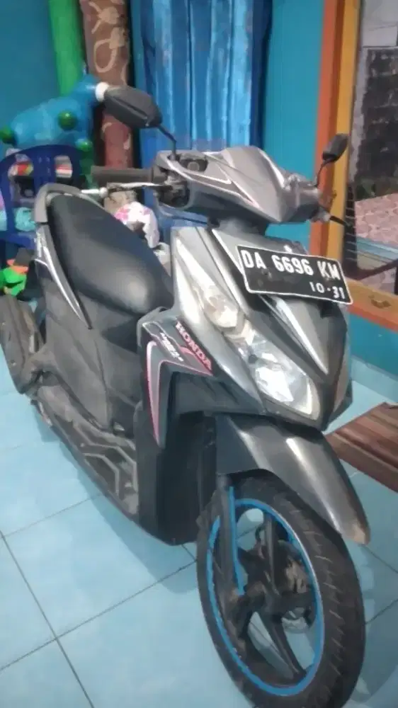 Jual vario 110 cc 2010 Ss lengkap pajak pelat mati