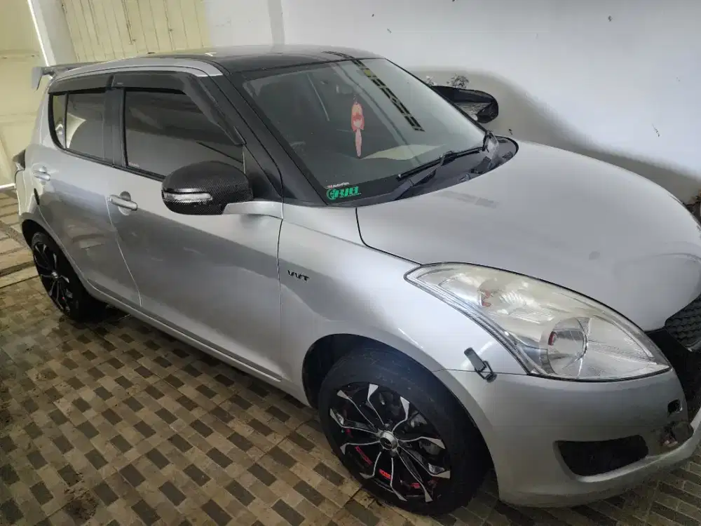 Dijual suzuki swift