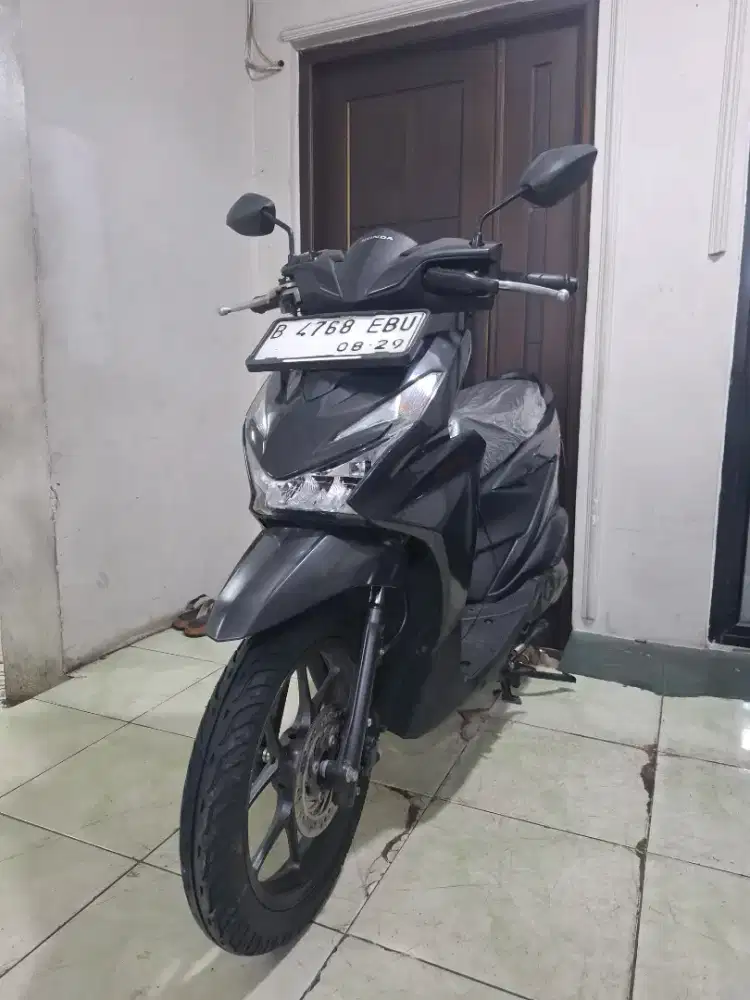 HONDA BEAT DELUXE CBS ISS 2024, UNIT ISTIMEWA