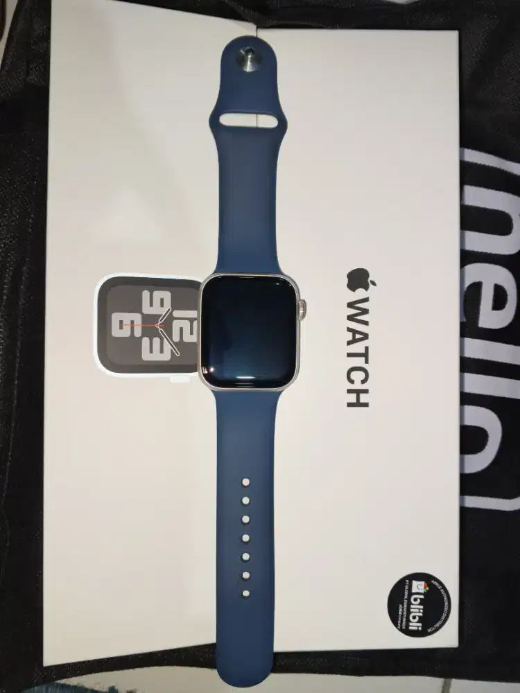 Iwatch / Apple Watch SE 2 44 MM  Blue Denim Mulus garansi resmi 3/2026