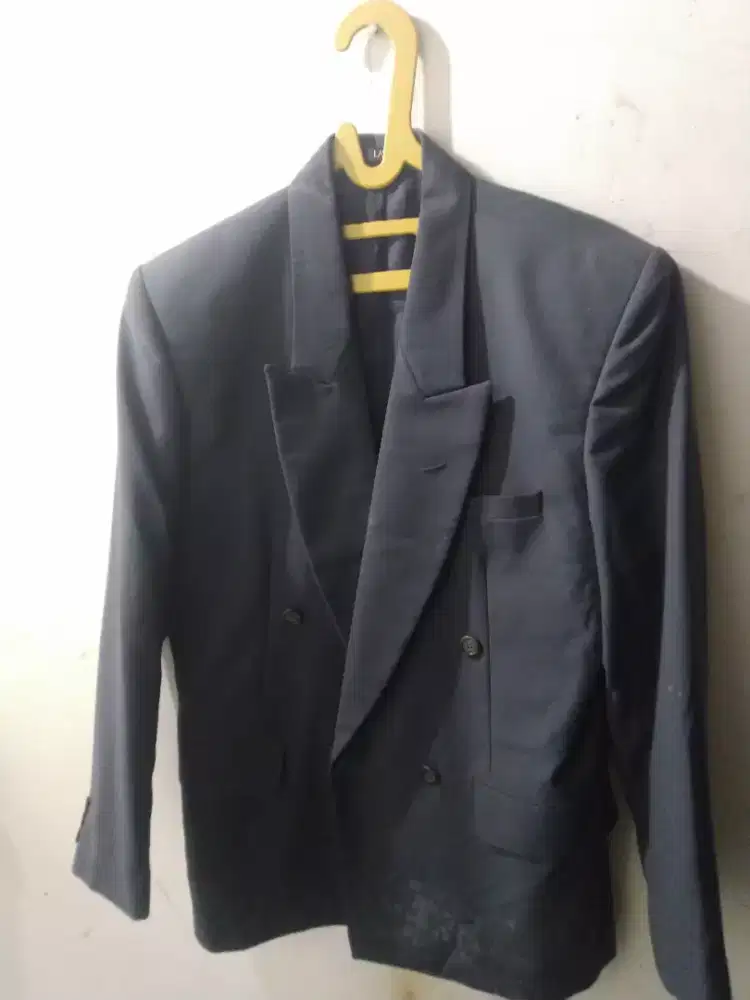 Jas resmi cowok bahan tebal