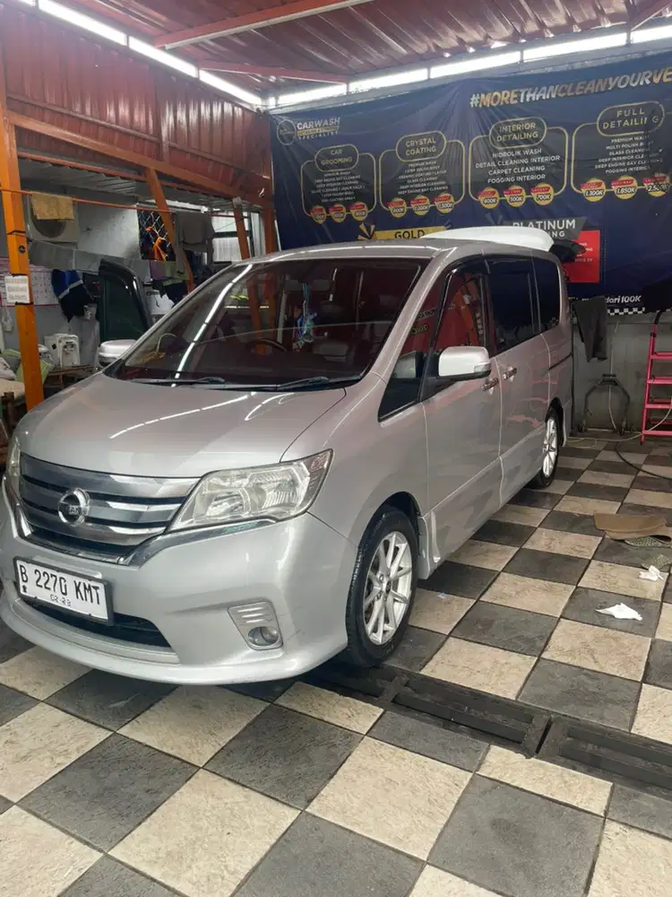 Nissan Serena 2013 Bensin