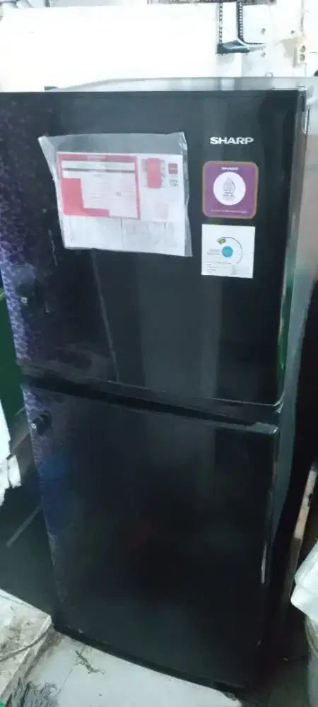 Kulkas Sharp 2 pintu