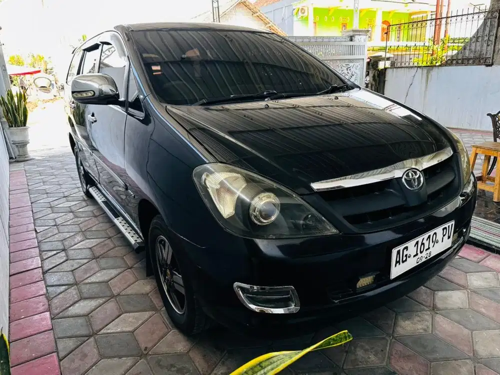 Kijang innova 2005 hitam bensin inova 2.0 pertalite mt manual