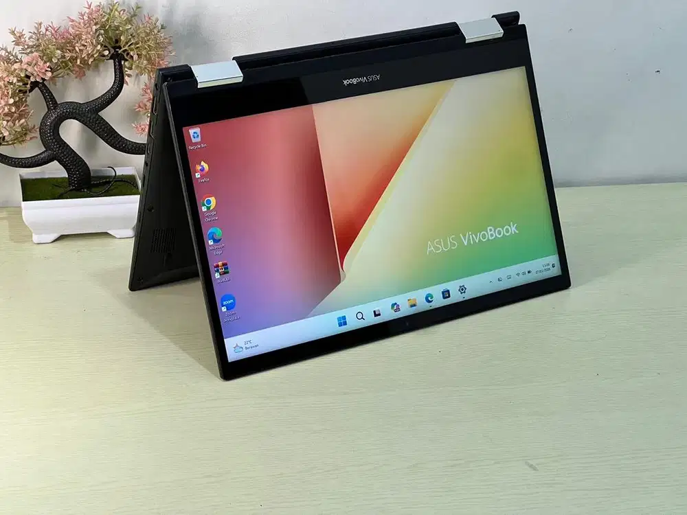 Asus VivoBook Flip TP470EZ i7-1165G7 RAM 16 SSD 512 VGA IRIS Xe MAX 4G