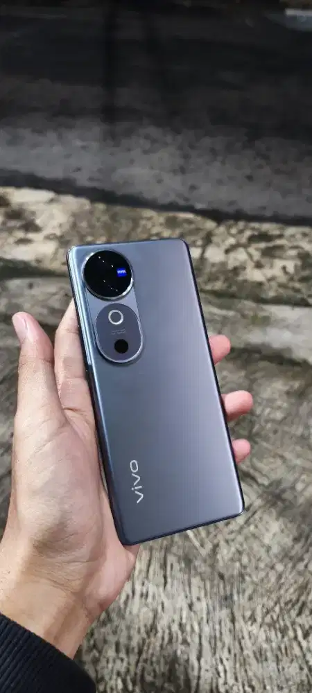 VIVO V40 5G SILVER 12/256 HARGA NEGO