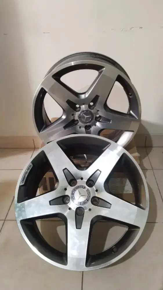 RARE ITEM! Velg Original AMG 18 Inch Mercy GLA 200 - Mulus Siap Pakai