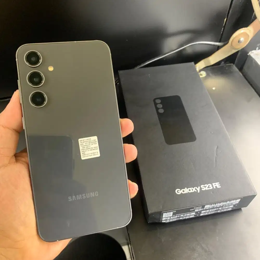 Jual Samsung S23 FE 5G Ram 8/256 GB Fullset Original No minus