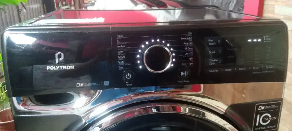 Mesin cuci front loading Polytron inverter 7 kg