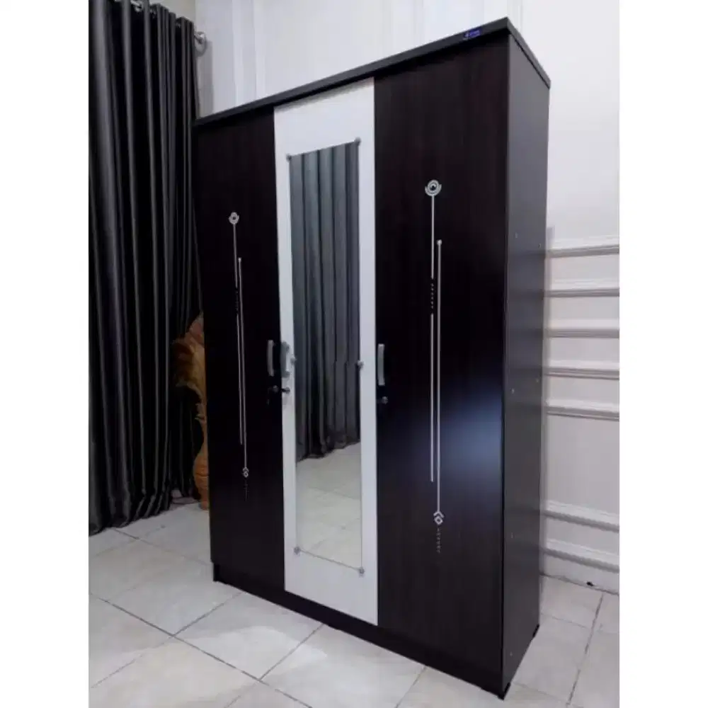 Lemari baju 3 pintu dan 2 pintu ukuran T.180cm