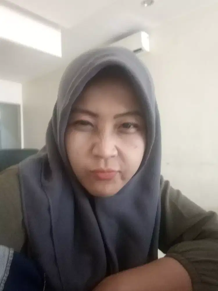 Mencari pekerjaan administrasi