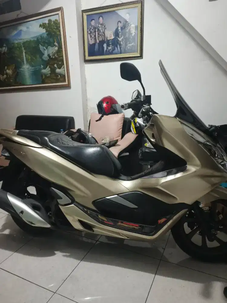 PCX 2019 GOLD SULTAN Mulus ss komplit plat T STNK OFF 2020
