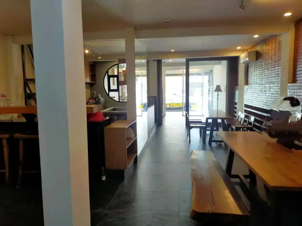 DISEWAKAN / DI JUAL RUKO 3 LANTAI DI JL LENGKONG BESAR BANDUNG KOTA