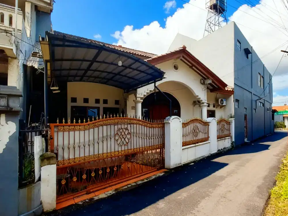 Rumah Bagus satu menit menuju stasiun LRT jatibening