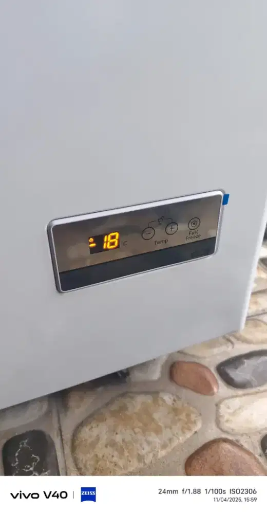 Chest Freezee AQUA AQF 725EC